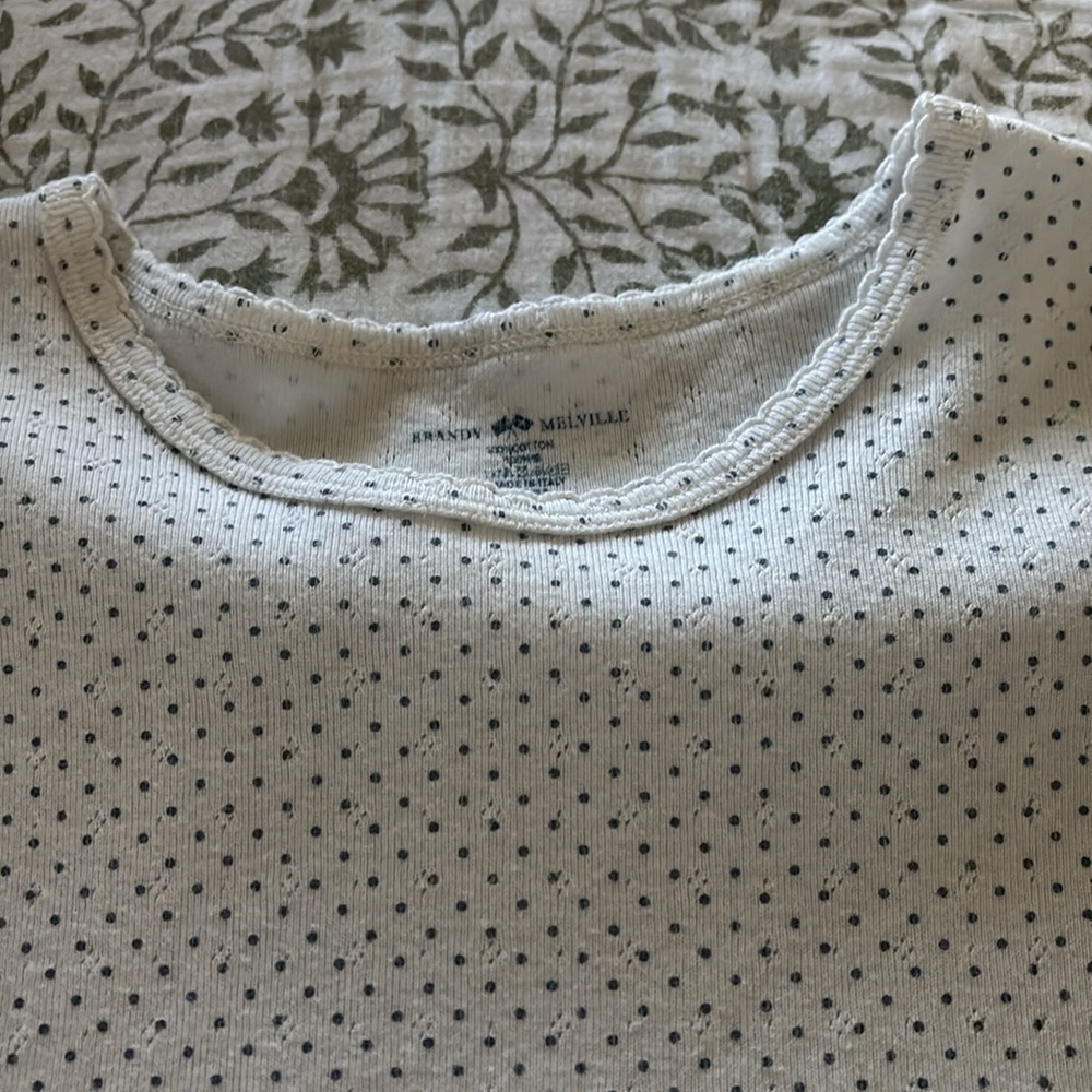 Brandy Melville Hailee Polka Dot Eyelet Tee - Picture 4 of 4